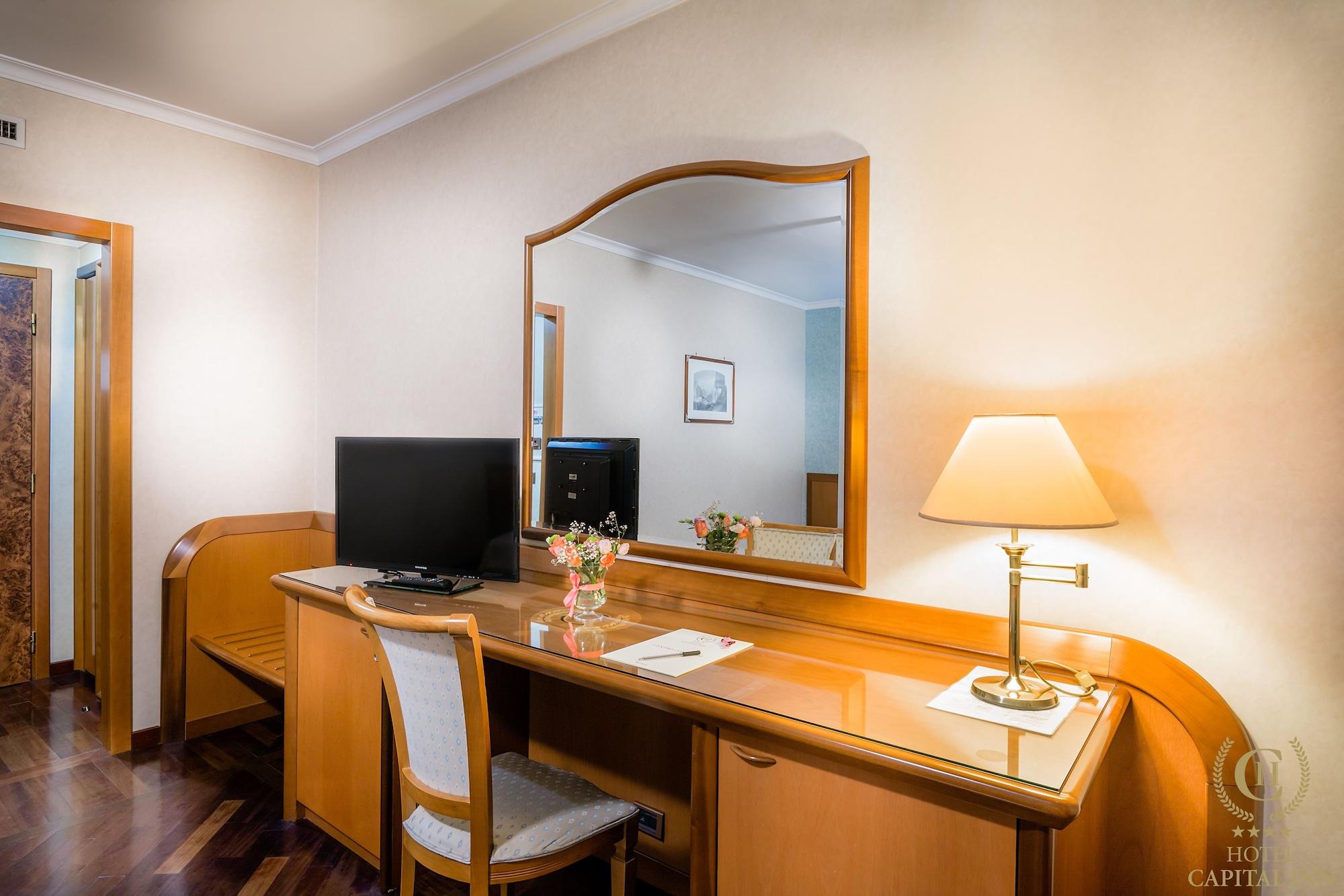 Capital Hotel 4*